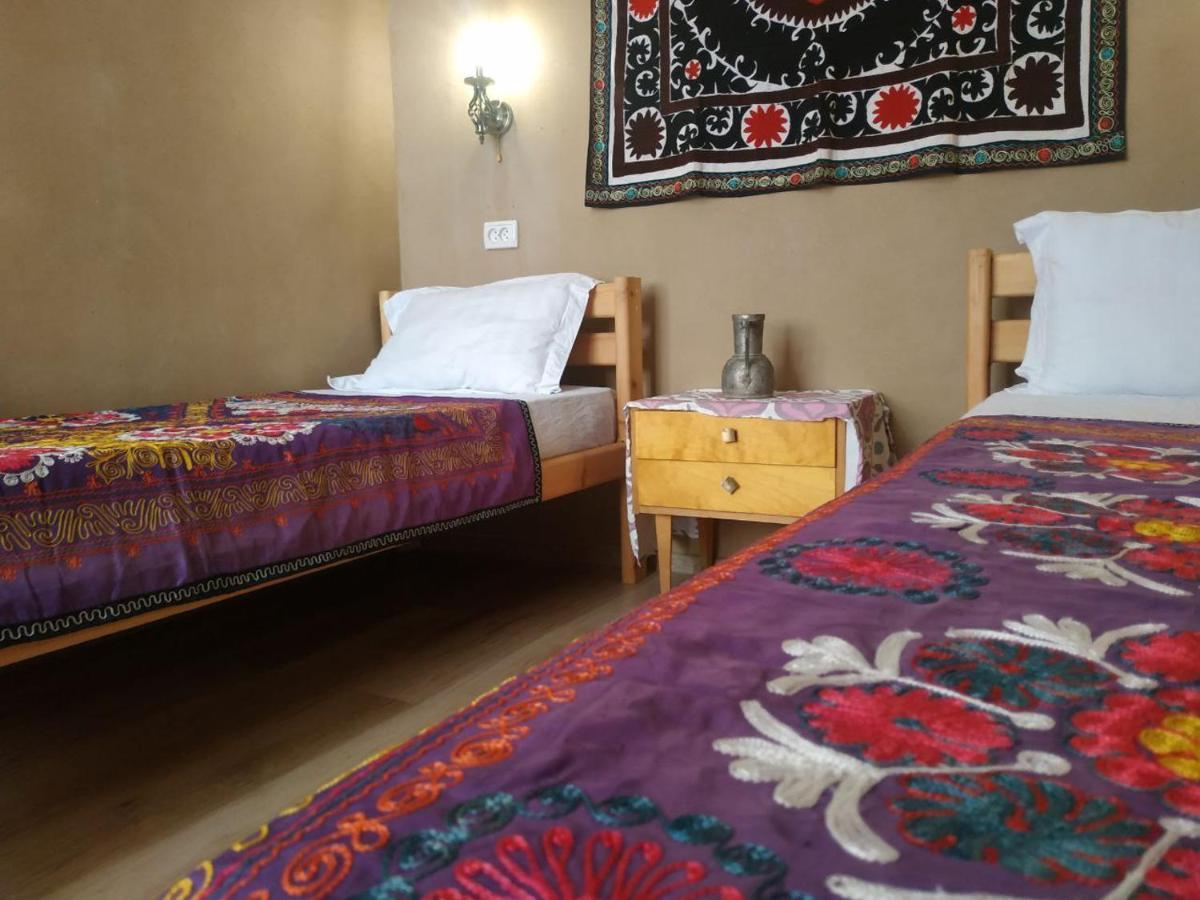 Azaliya Hostel Samarkand Exterior photo